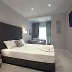 La Mer Escape