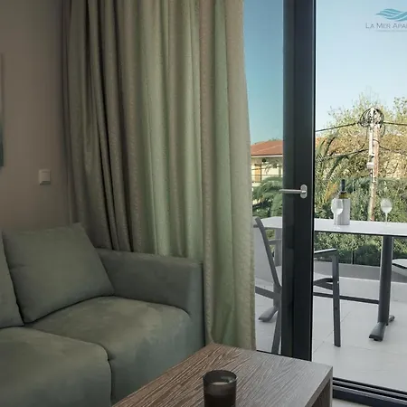 La Apartment *