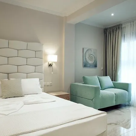Apartment La *
